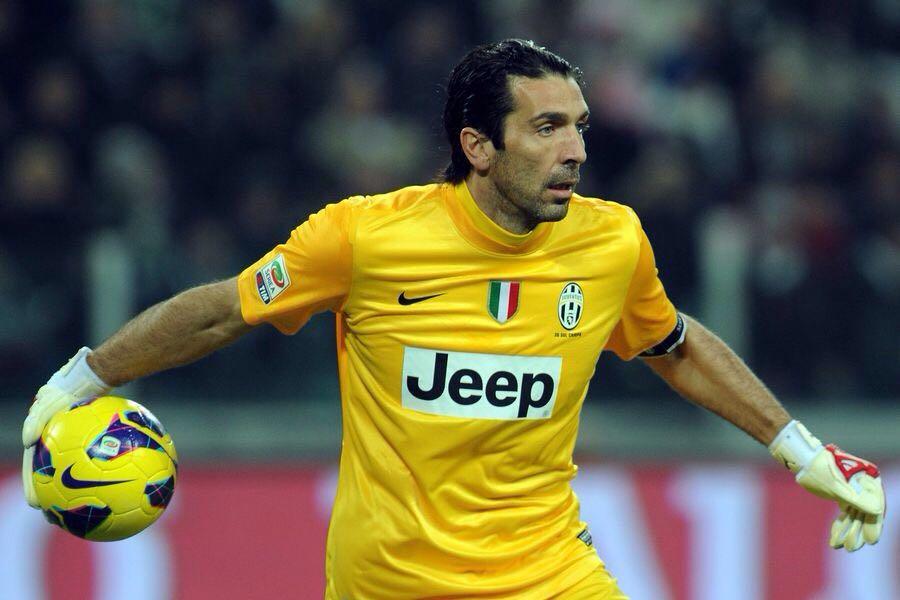 美媒支招湖人交易29+8球星，里夫斯成主要筹码，还送三将+首轮？