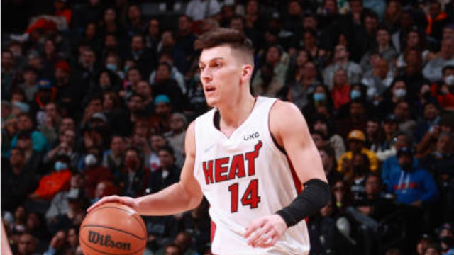 对右手的反 对右手的反